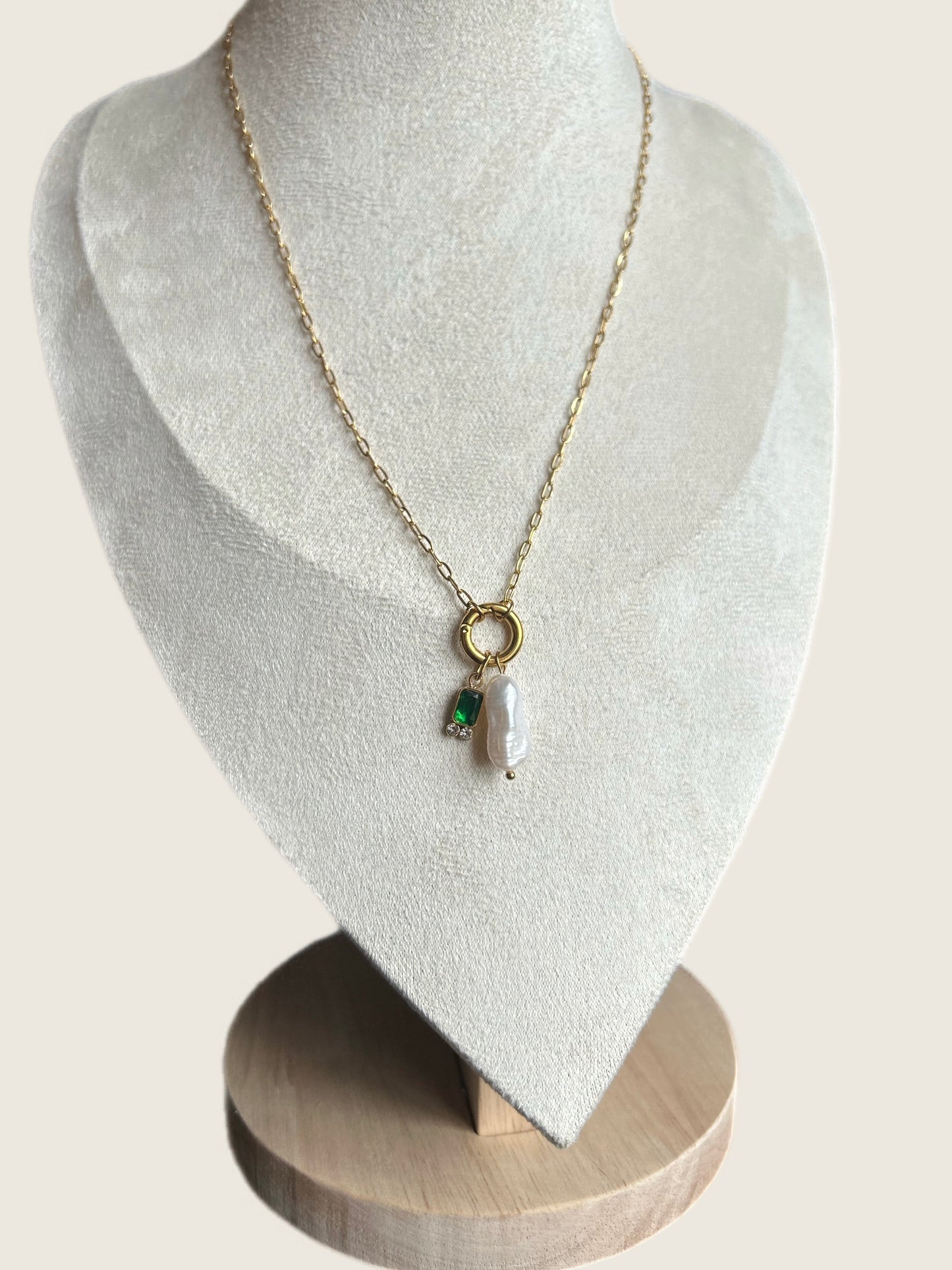 Collier Constance