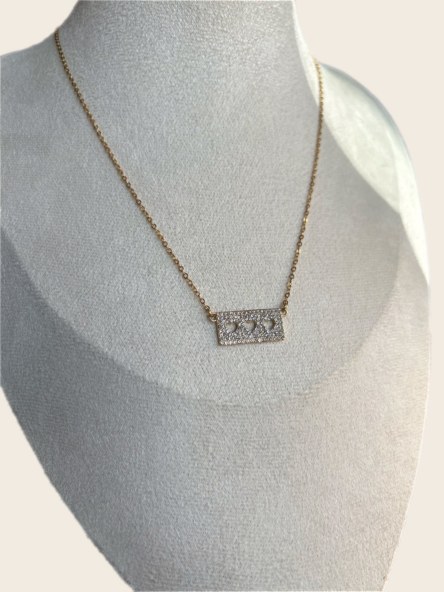 Collier Charline