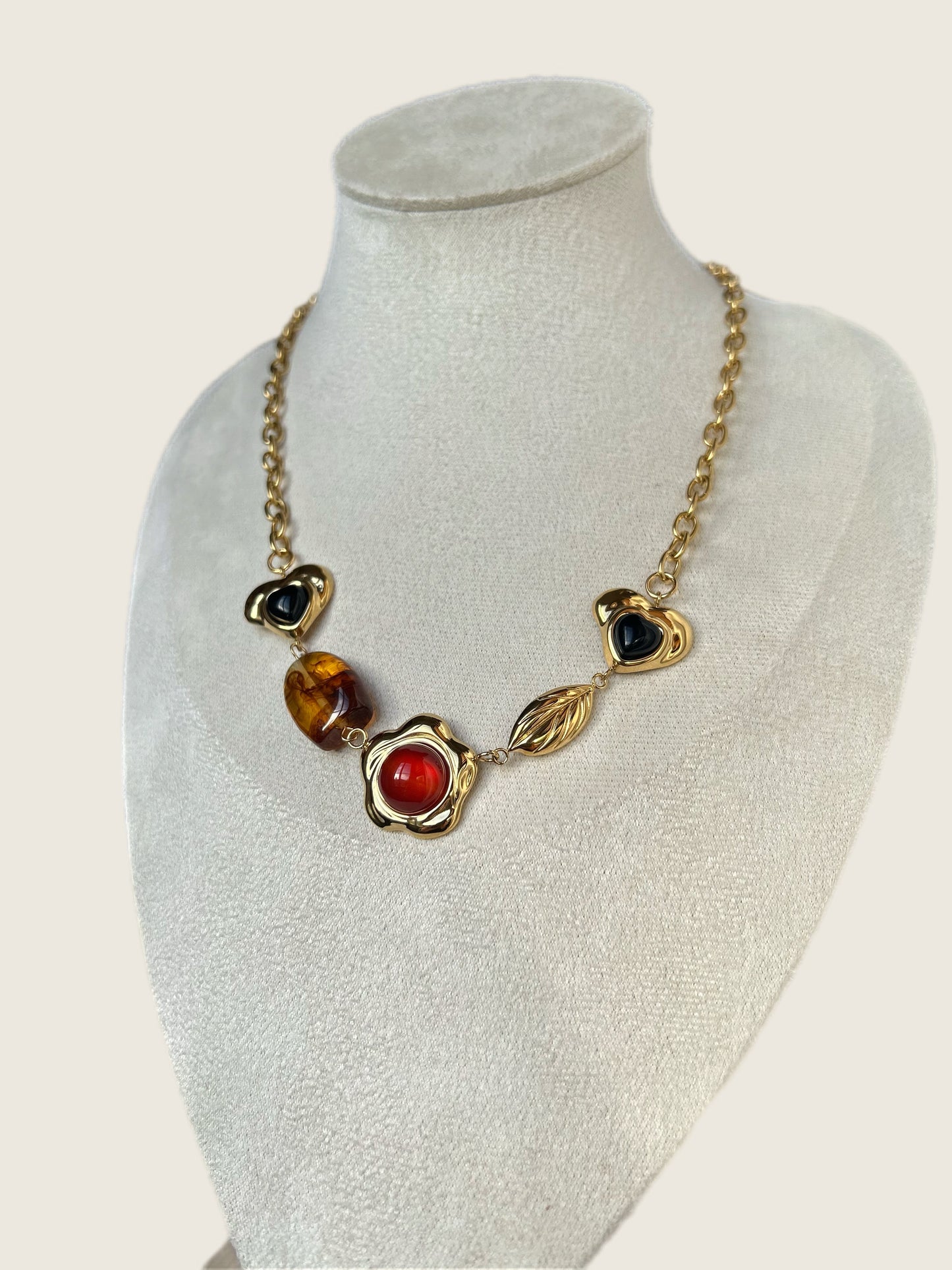 Collier Anna