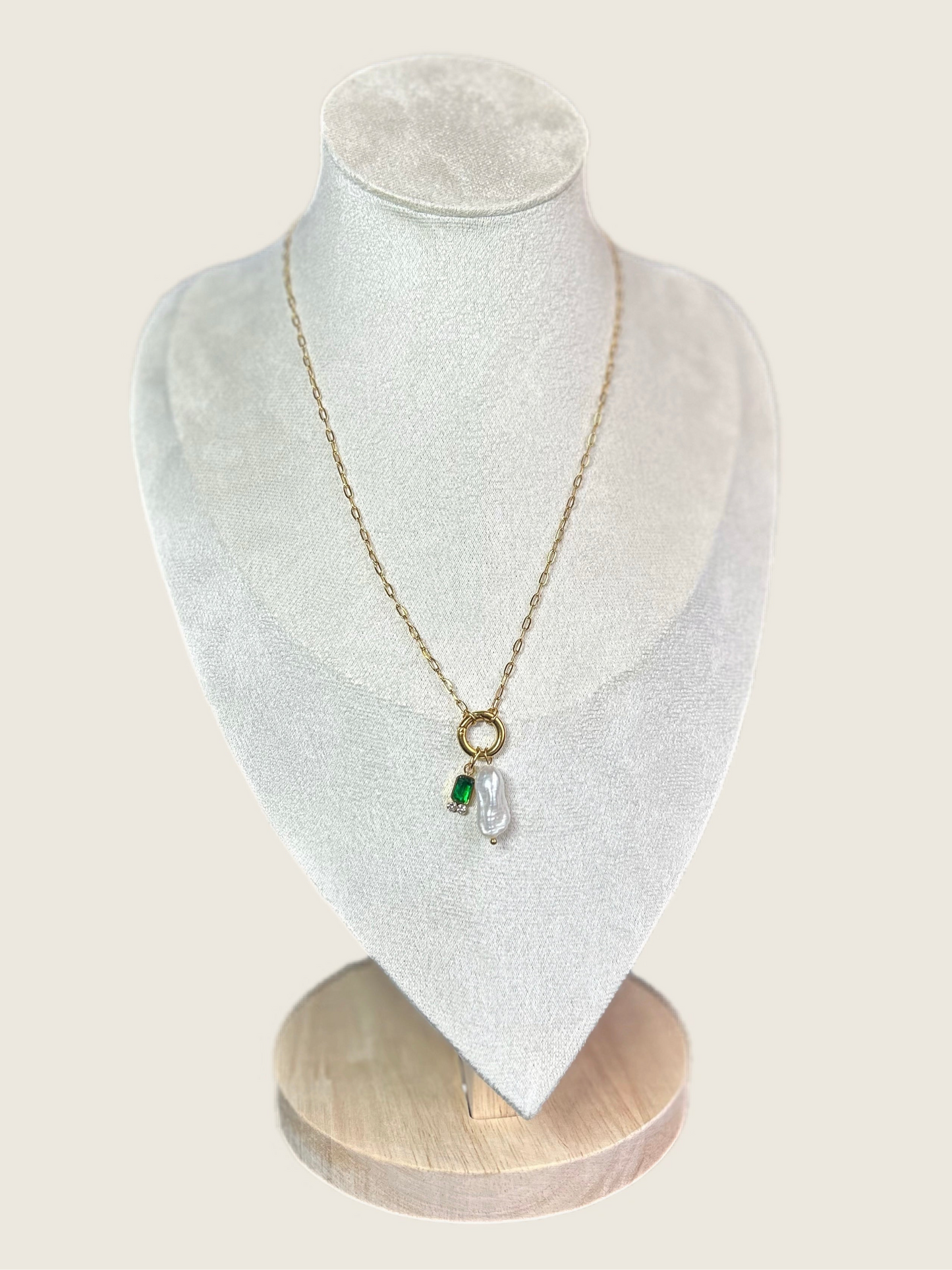 Collier Constance